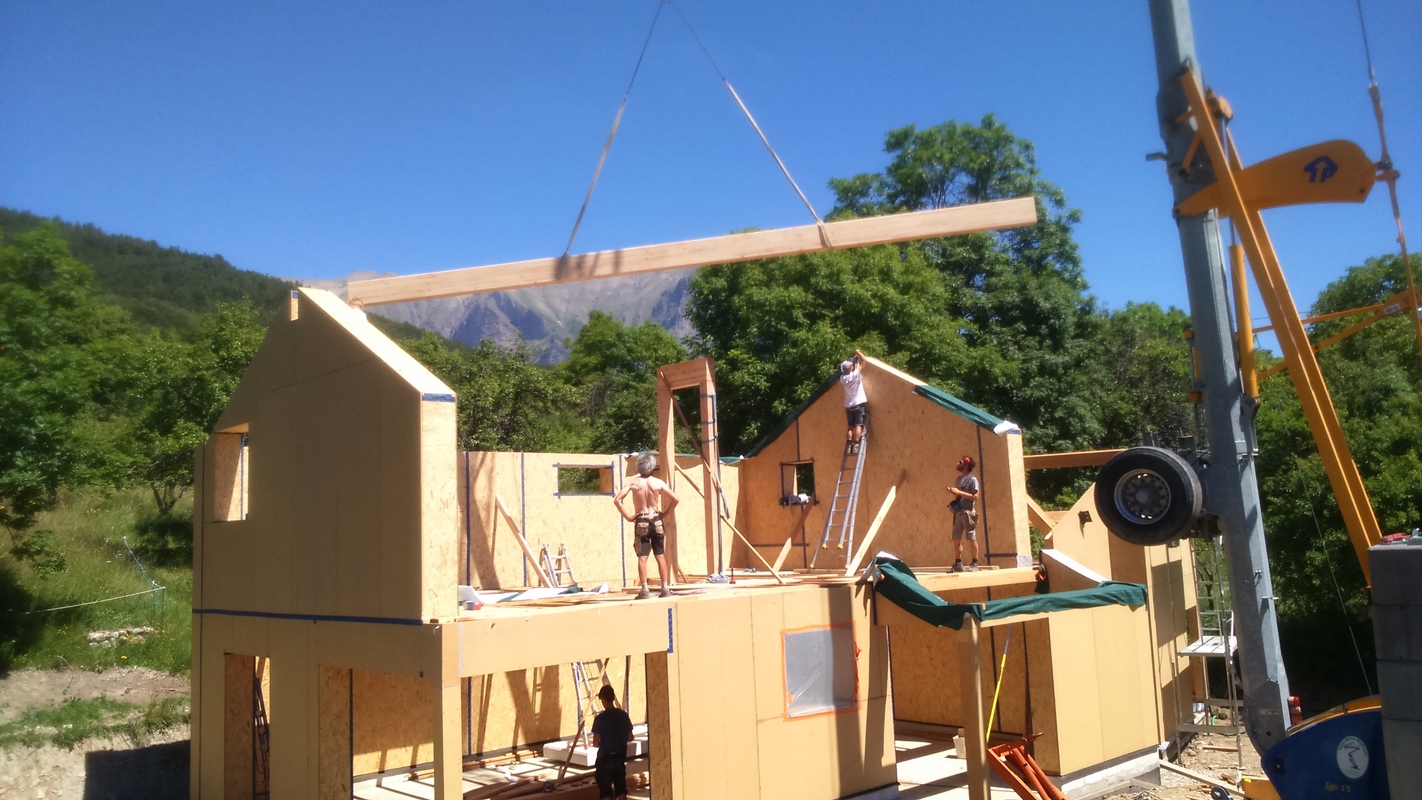 Une Maison paille à énergie positive